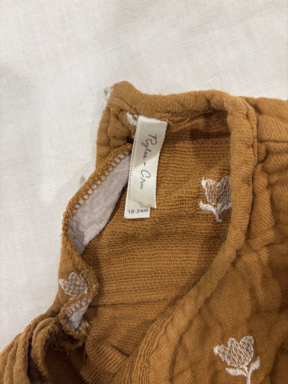 Rylee + Cru Embroidered Muslin Top 18–24M - Picture 2 of 4